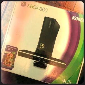 Xbox 360 brand new comes in box , 4gb